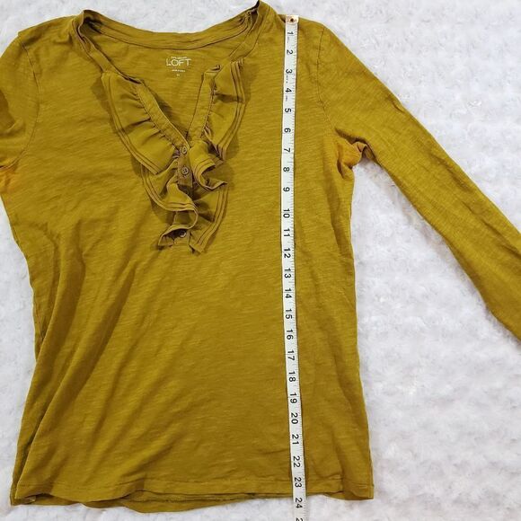 Ann Taylor Loft medium Olive green ruffle neck long sleeve button blouse - Picture 4 of 5